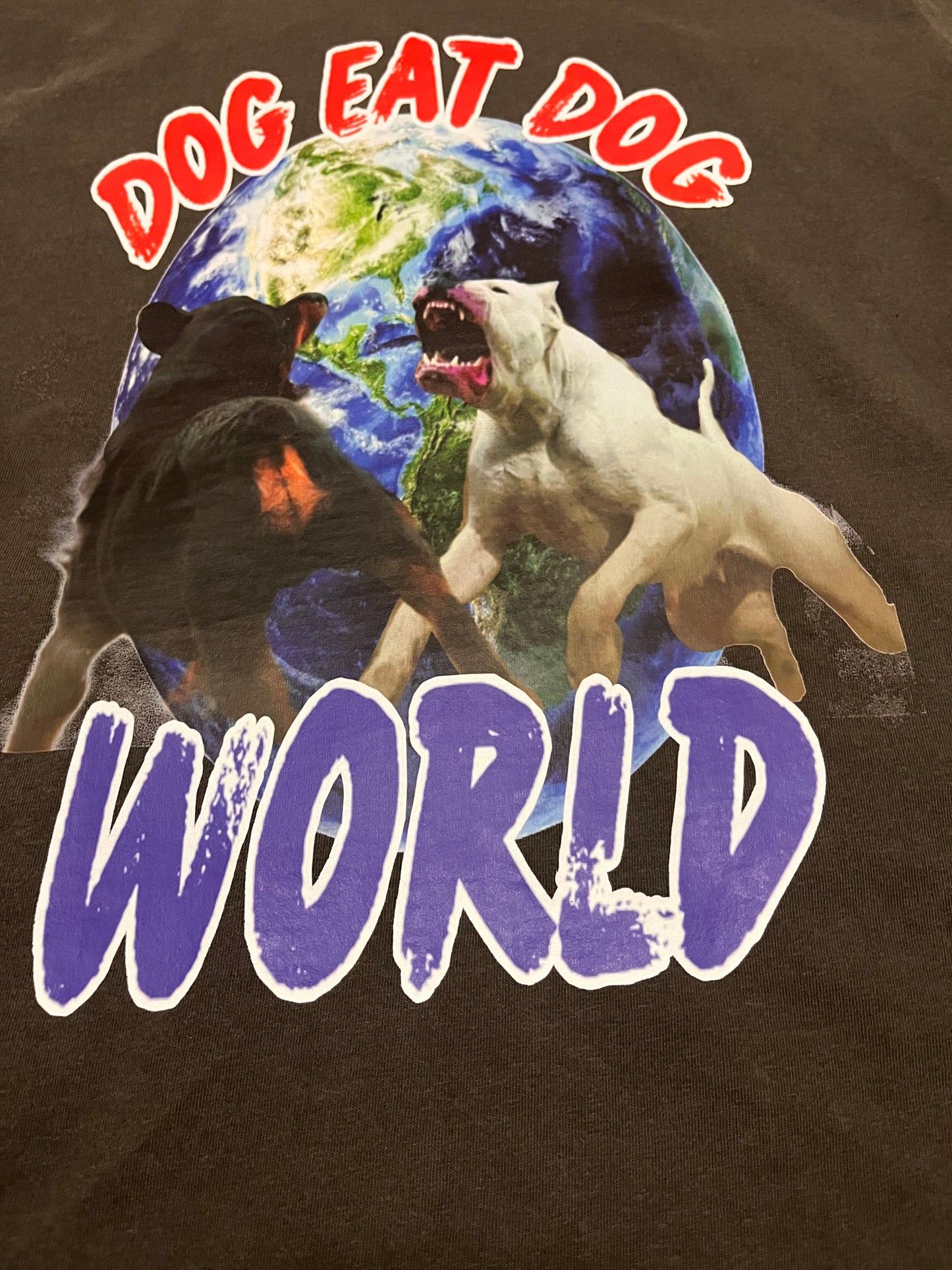 Dog Eat Dog World (vintage grey/red)